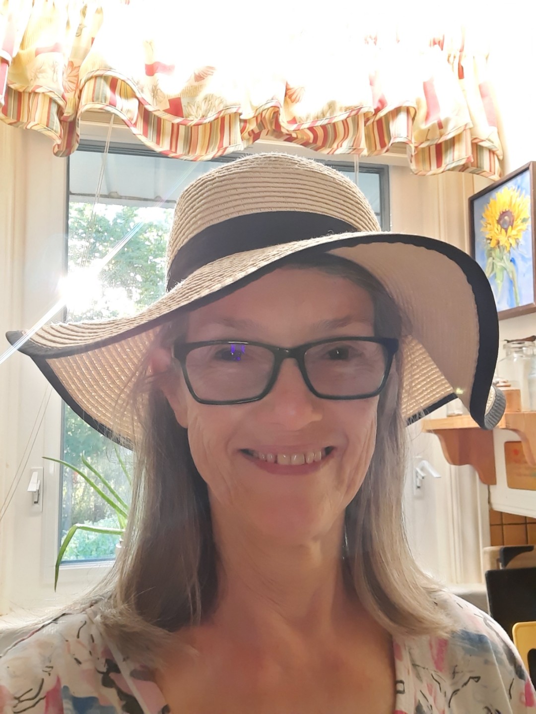 This image has an empty alt attribute; its file name is thumbnail_Resized_10000075721.jpg